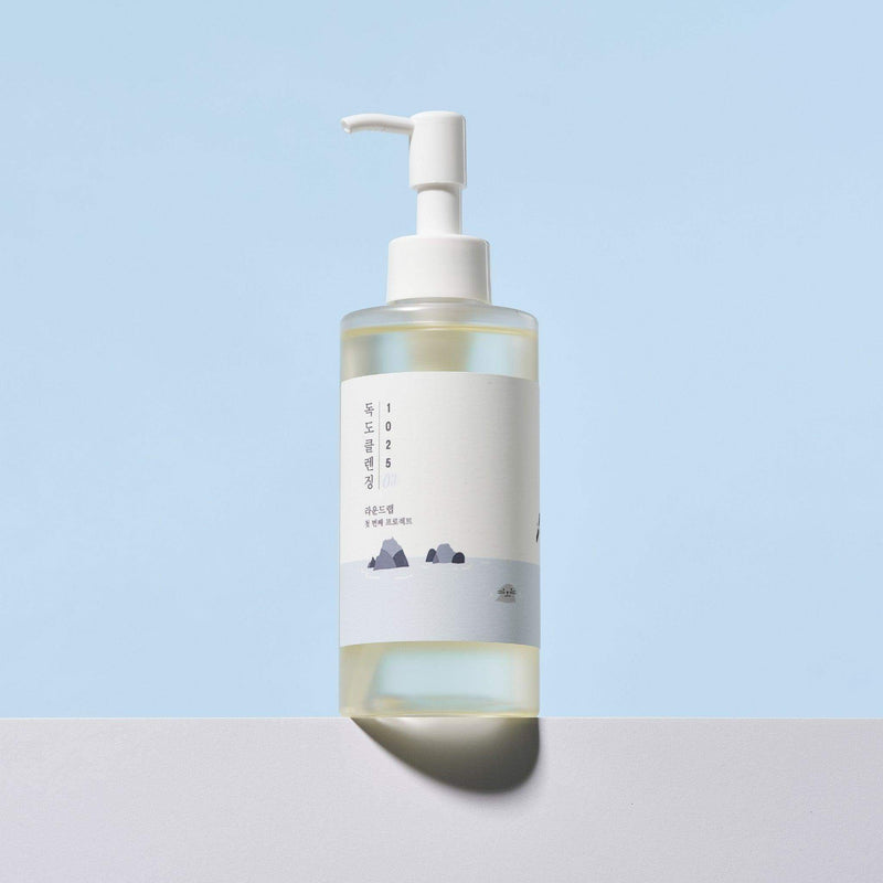 1025 Dokdo Cleansing Oil — official product photograph; package size unconfirmed