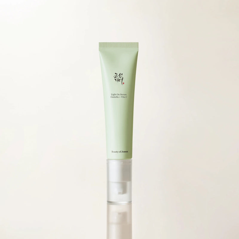 Light On Serum : Centella + Vita C — official product photograph; package size unconfirmed